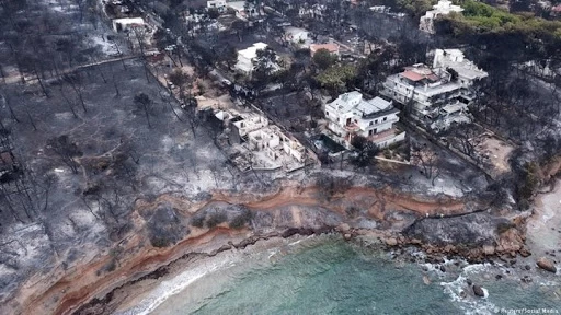 "Καταπέλτης" ο ανακριτής για το Μάτι: Παρακολουθούσαν τη φωτιά σαν τον Ξέρξη στο θρόνο